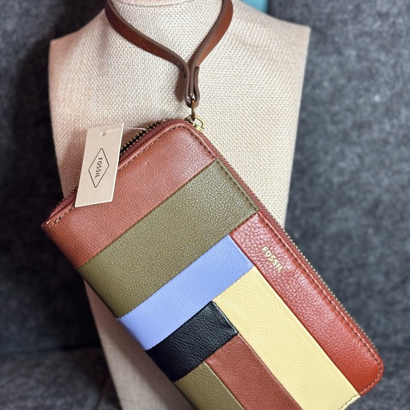 Fossil Jori Zip wristlet NWT - Picture 3 of 8
